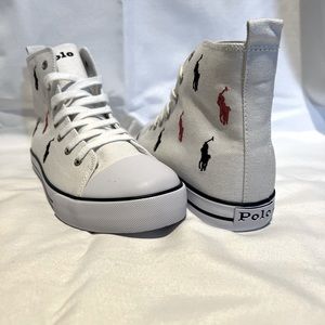 Polo Hamptyn II Hi-Top Sneakers size 7 (Never worn)
Box not included